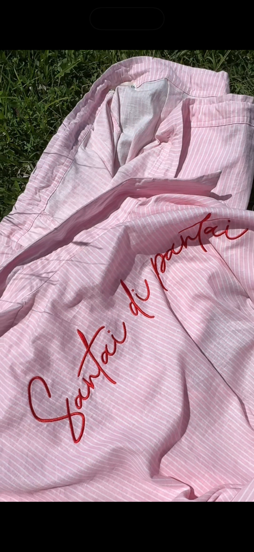 Blouse “Santai di pantai” berry stripe