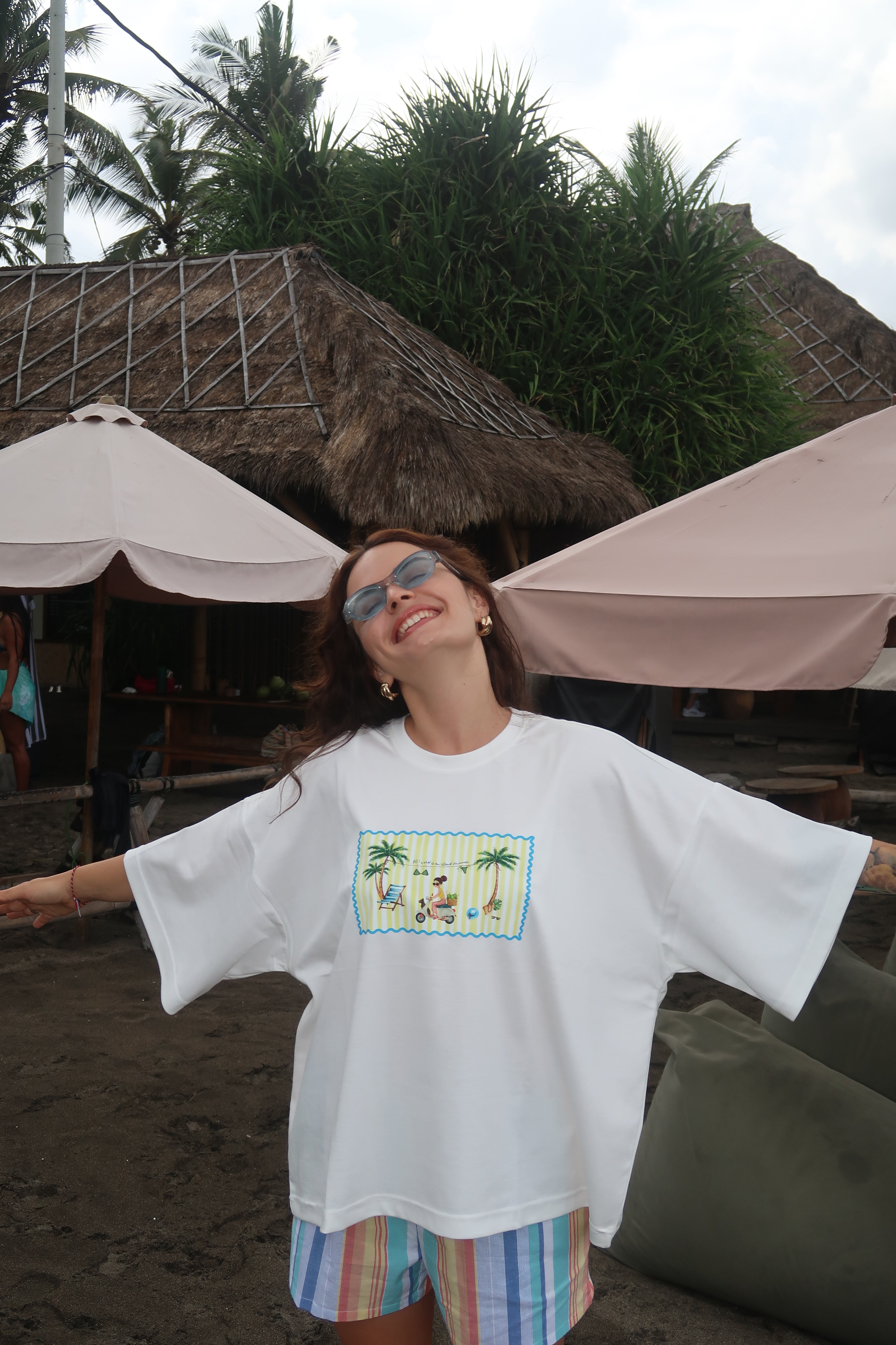T-shirt “All I Need Is an Island and Summer”